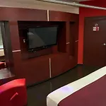 Dluxe Auto Hotel Adults Only